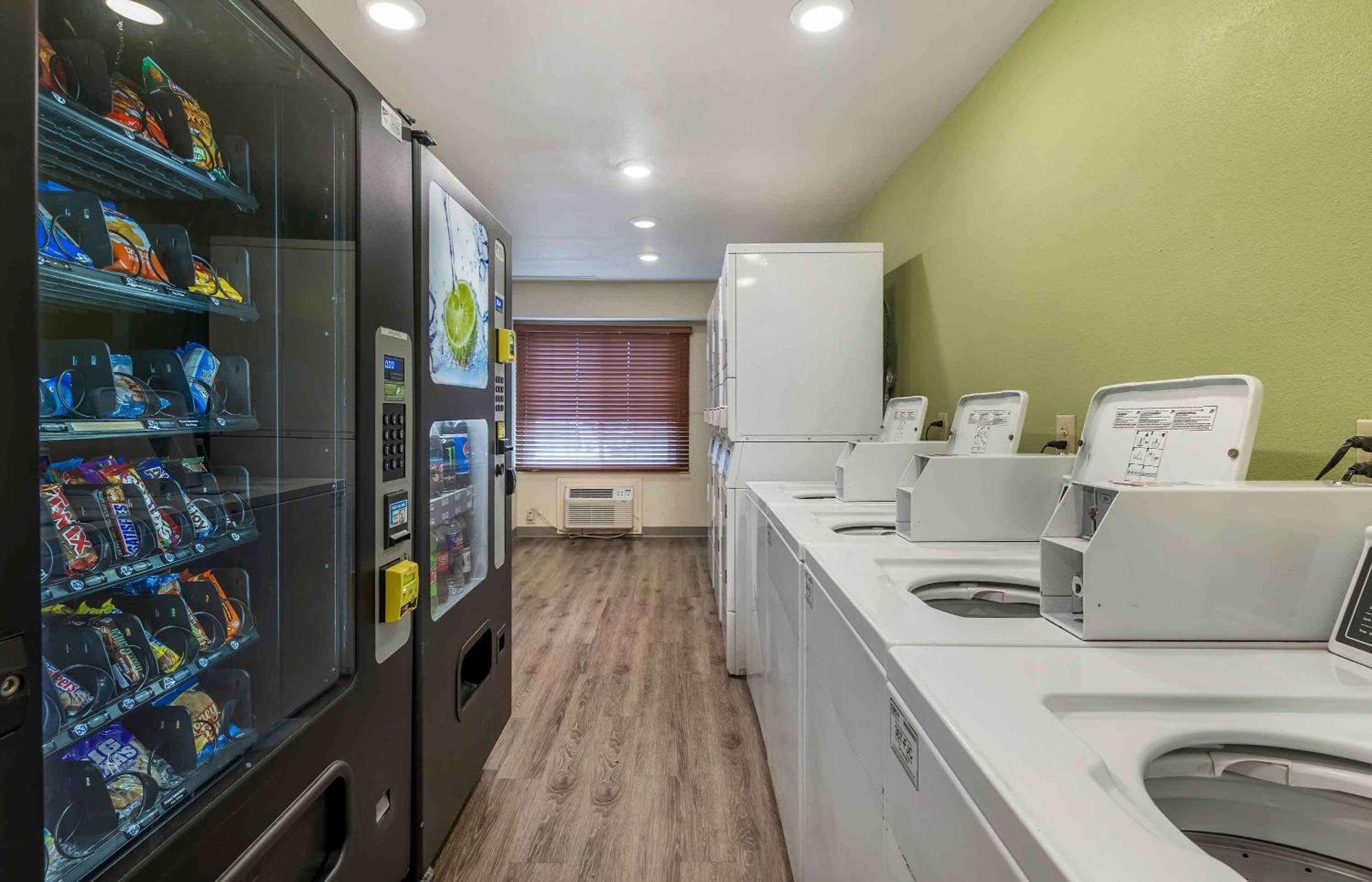 Extended Stay America Select Suites - Wichita - North Eksteriør bilde